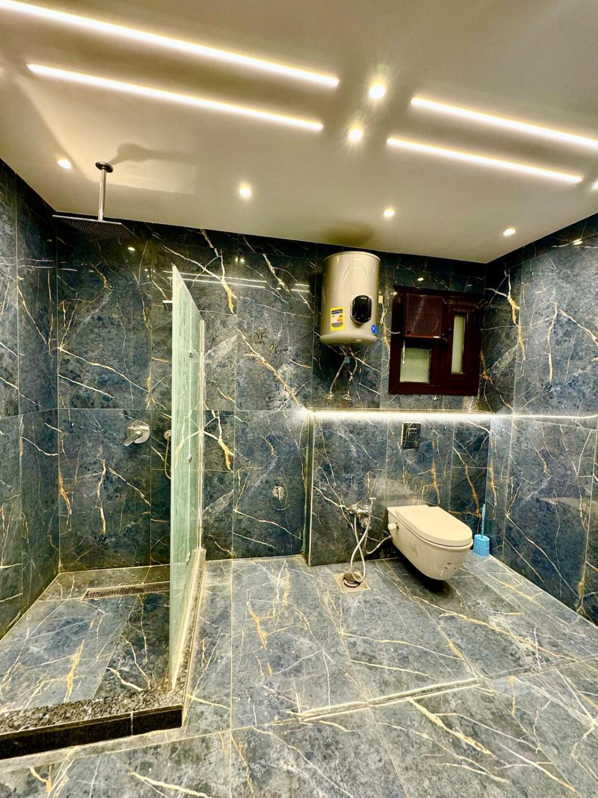 Modern 3br Apartment, Prime Dokki Location *