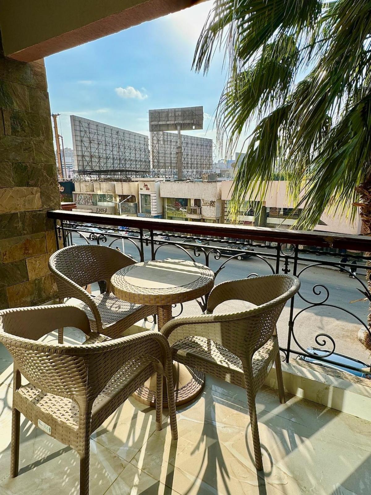 Modern 3br Apartment, Prime Dokki Location Apartment Cairo